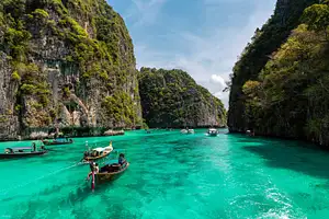 Phi Phi Island Day Tour | Small Group Tour