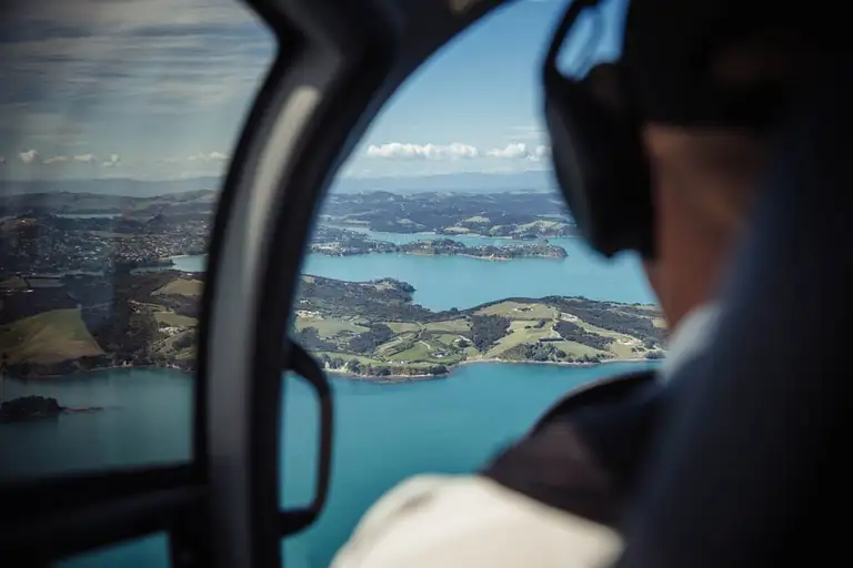 Heli-Ferry: Waiheke Island Vineyard Experience