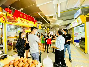 Singapore Food Tour in Chinatown Complex Hawker Centre